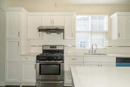 Breakfast Nook Photo of 39 2469 164 Street, Surrey, BC