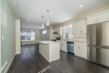 Kitchen Island Photo of 39 2469 164 Street, Surrey, BC