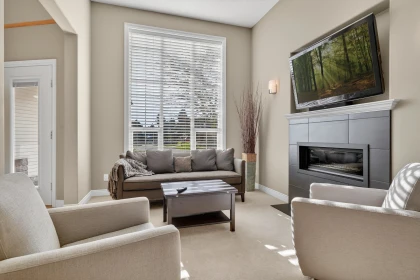 1551 161b Street, Surrey, BC, Surrey — Single Family Residence for sale