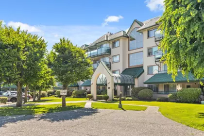 Outdoor Deck Photo of 310 2958 Trethewey Street, Abbotsford, BC