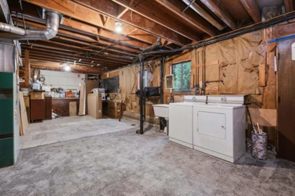 Mudroom Photo of 8285 Burnlake Drive, Burnaby, BC
