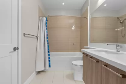 Mudroom Photo of 102 14022 North Bluff Road, White Rock, BC