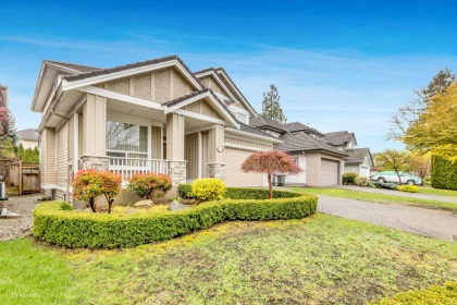 14662 73 Avenue, Surrey, BC, Surrey — Single Family Residence for sale