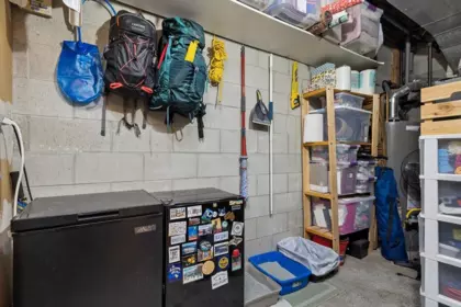 Laundry Room Photo of 4430 Yew Street, Vancouver, BC