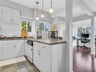 Entry Foyer Photo of 3705 Puget Drive, Vancouver, BC