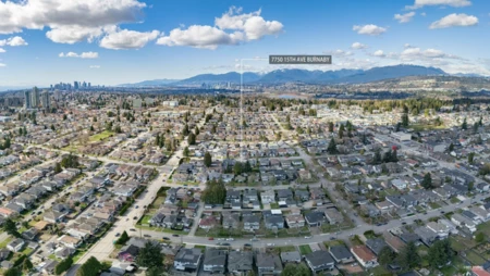 Hot Tub / Spa Photo of 7750 15th Avenue, Burnaby, BC