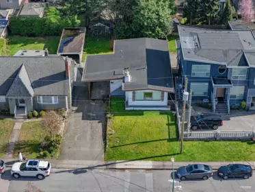 Outdoor Deck Photo of 7750 15th Avenue, Burnaby, BC