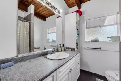 Primary Bathroom Photo of 7750 15th Avenue, Burnaby, BC