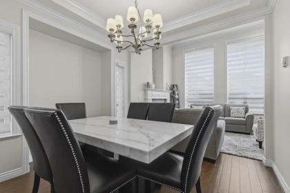 Kitchen Island Photo of 14732 71a Avenue, Surrey, BC