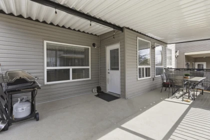 Swimming Pool Photo of 14732 71a Avenue, Surrey, BC