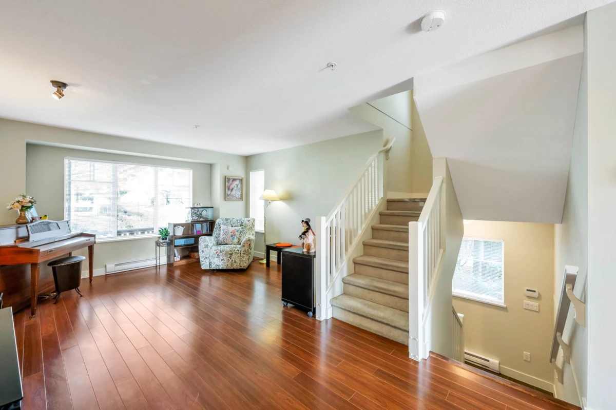 Family Room Photo of 1 20038 70 Avenue, Langley, BC