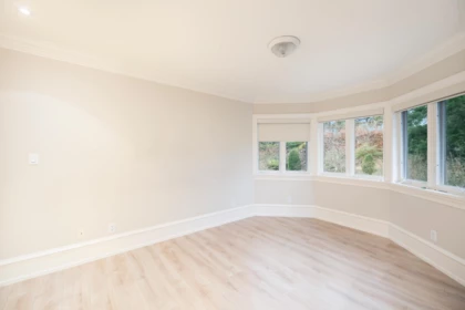Garage Interior Photo of 6220 Summit Avenue, West Vancouver, BC