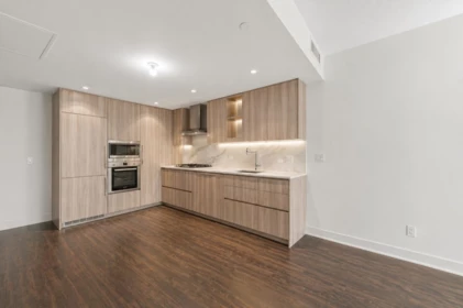 Primary Bathroom Photo of 1189 8671 Hazelbridge Way, Richmond, BC