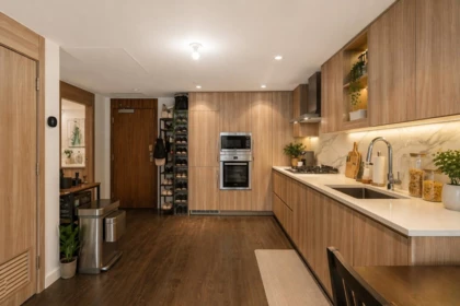 Walk-In Closet Photo of 1189 8671 Hazelbridge Way, Richmond, BC