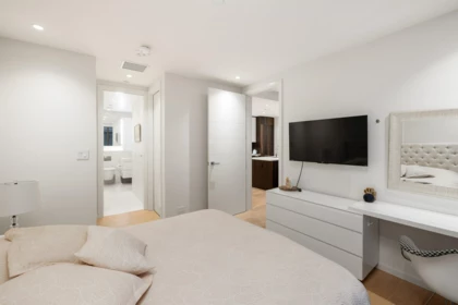 Bedroom 4 Photo of 402 1355 Bellevue Avenue, West Vancouver, BC
