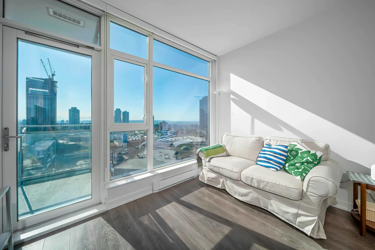 Family Room Photo of 2508 4688 Kingsway Street, Burnaby, BC