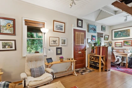 713 E St. James Road, North Vancouver, BC, North Vancouver — Single Family Residence for sale