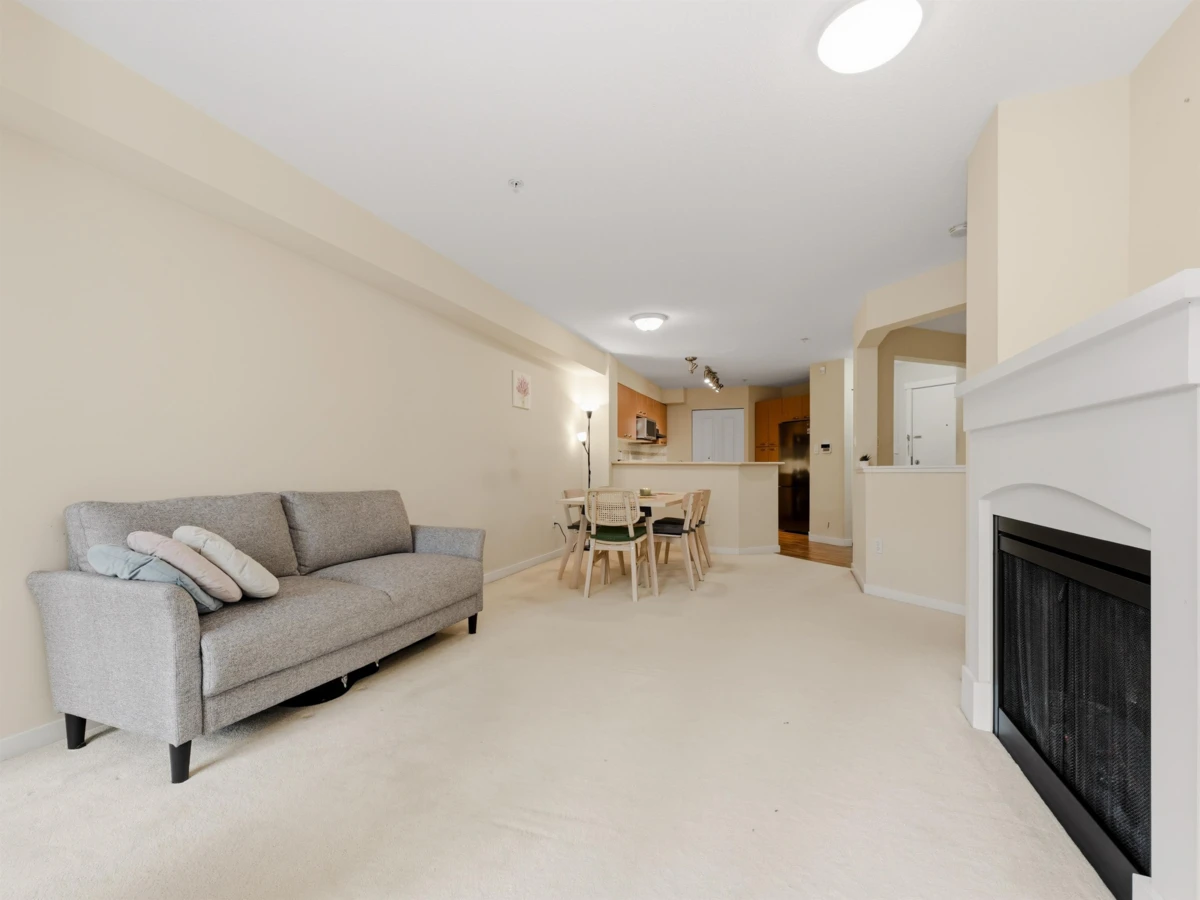 Dining Area Photo of 306 2958 Silver Springs Boulevard, Coquitlam, BC