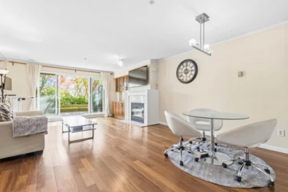 Kitchen Photo of 3 2150 SE Marine Drive, Vancouver, BC
