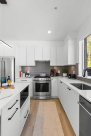 Kitchen Island Photo of 202 2771 Montrose Avenue, Abbotsford, BC