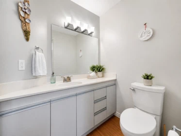 Laundry Room Photo of 3017 Glendale Place, Abbotsford, BC