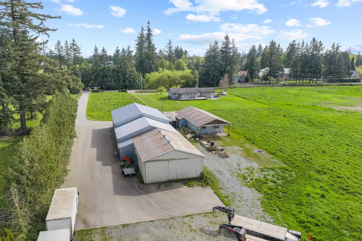 Family Room Photo of 24985 32 Avenue, Langley, BC