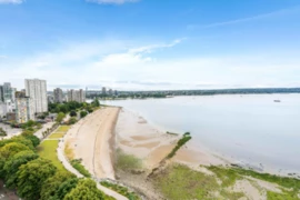 201 1995 Beach Avenue, Vancouver, BC