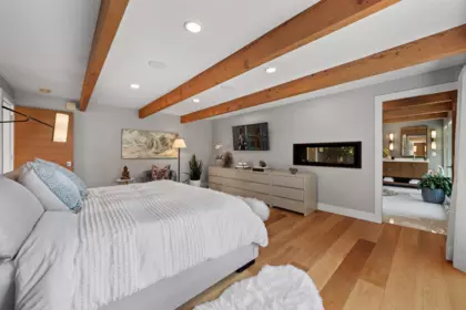 Basement Recreation Room Photo of 6184 Eastmont Drive, West Vancouver, BC