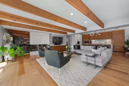 6184 Eastmont Drive, West Vancouver, BC, West Vancouver — Single Family Residence for sale