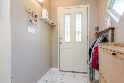 Hallway Photo of 20 32311 Mcrae Street, Mission, BC