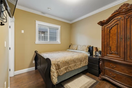 Bedroom 2 Photo of 16466 87a Avenue, Surrey, BC