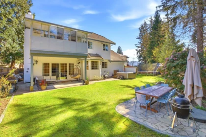 Garden / Landscaping Photo of 4063 Shone Road, North Vancouver, BC