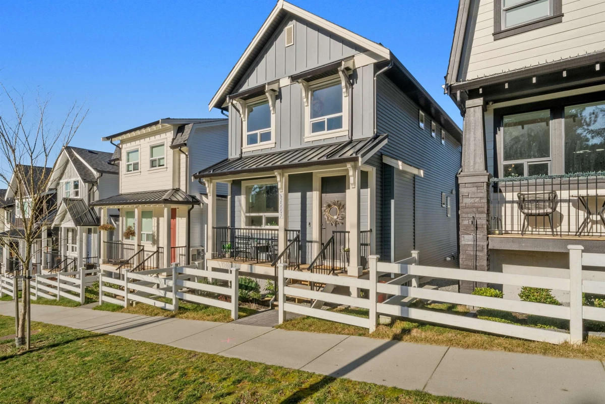 Exterior Rear Photo of 25097 112 Avenue, Maple Ridge, BC