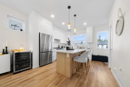 Primary Bedroom Photo of 25097 112 Avenue, Maple Ridge, BC