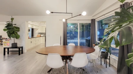 Breakfast Nook Photo of 11083 Prospect Drive, Delta, BC