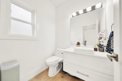 Walk-In Closet Photo of 2525 168 Street, Surrey, BC
