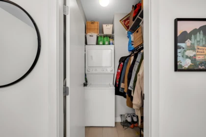 Walk-In Closet Photo of 310 41105 Tantalus Road, Squamish, BC