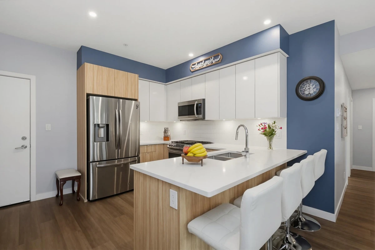 Family Room Photo of 505 2649 James Street, Abbotsford, BC