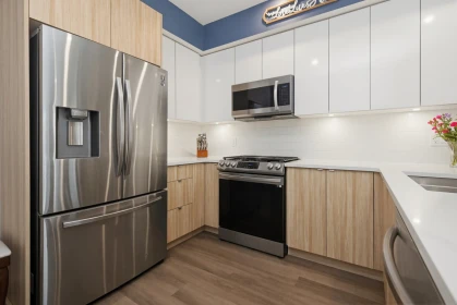 Kitchen Island Photo of 505 2649 James Street, Abbotsford, BC