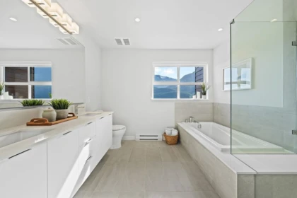 Hallway Photo of 41249 Highline Place, Squamish, BC