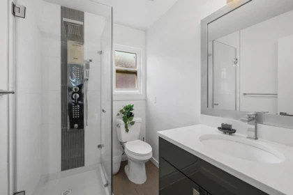 Powder Room Photo of 10421 Santa Monica Drive, Delta, BC