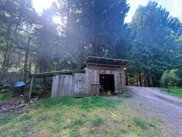 Pantry Photo of 1114 Bluff Road, Galiano Island, BC