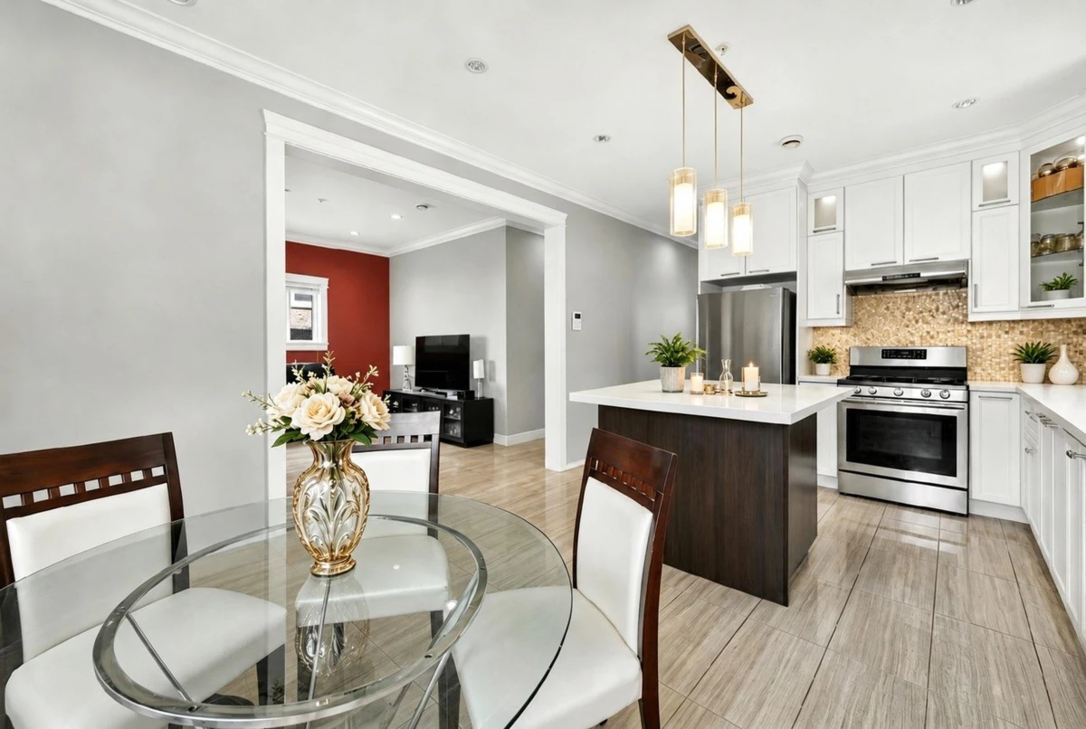 Family Room Photo of 3034 Kings Avenue, Vancouver, BC