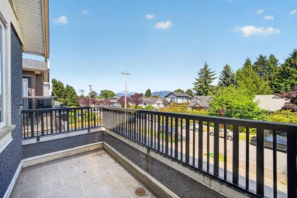 Breakfast Nook Photo of 3034 Kings Avenue, Vancouver, BC