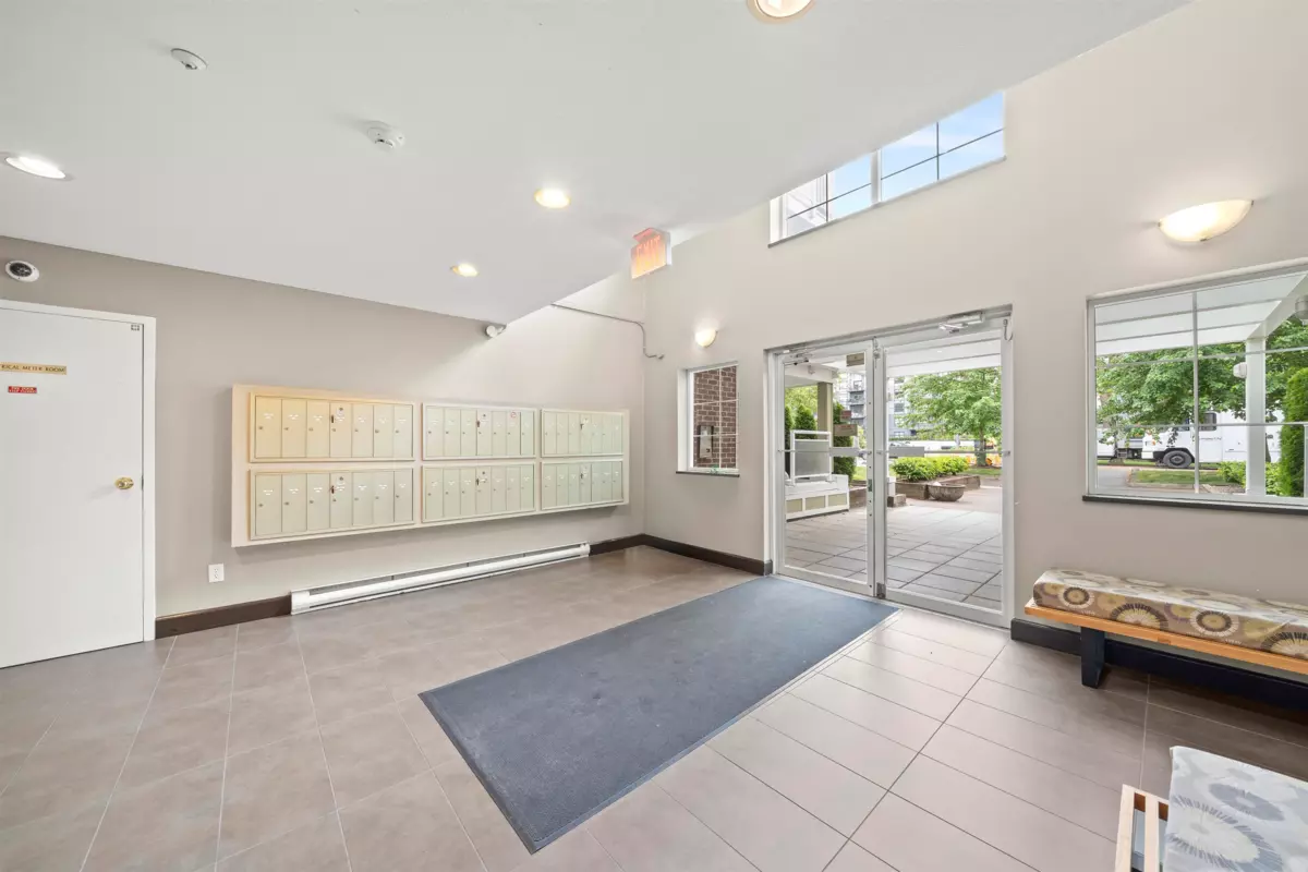 Family Room Photo of 103 20189 54 Avenue, Langley, BC