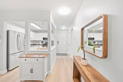 Primary Bathroom Photo of 103 20189 54 Avenue, Langley, BC