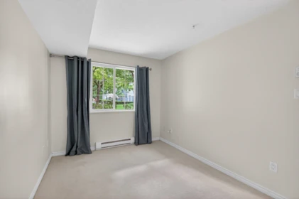 Basement Recreation Room Photo of 105 14859 100 Avenue, Surrey, BC