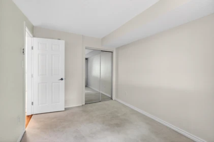 Laundry Room Photo of 105 14859 100 Avenue, Surrey, BC