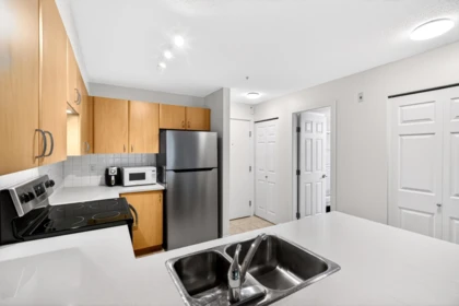 Office / Den Photo of 105 14859 100 Avenue, Surrey, BC