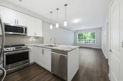 105 6490 194 Street, Surrey, BC, Surrey — Apartment/Condo for sale